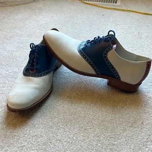 Cole Haan Men’s Saddle Shoes with Nike Air, size 10M